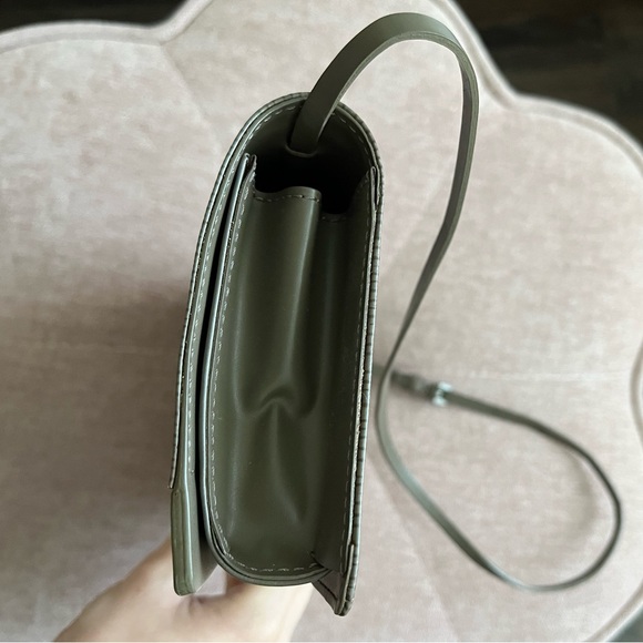 Louis Vuitton Epi Honfleur Brown Shoulder Bag - Picture 6 of 16